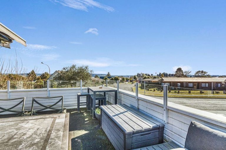 Photo of property in 7 Burton Place, Owhata, Rotorua, 3010