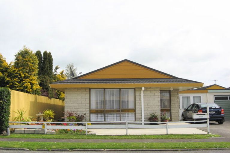 Photo of property in 26 Brown Street, Inglewood, 4330