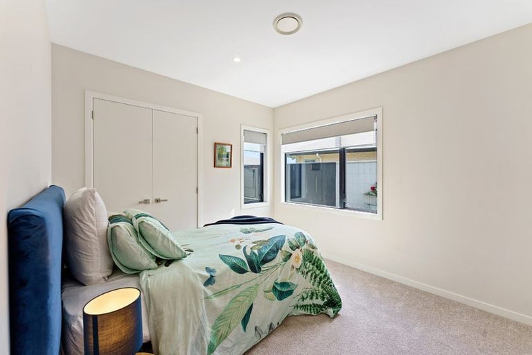 Photo of property in 5 Taranui Way, Paraparaumu Beach, Paraparaumu, 5032