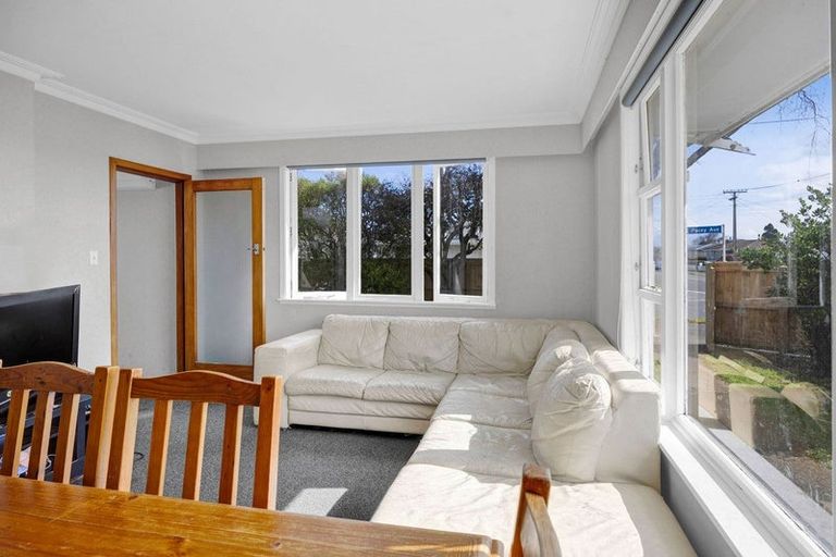 Photo of property in 27 Reid Avenue, Hawera, 4610