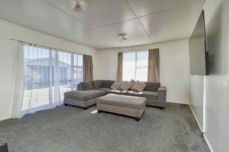 Photo of property in 6 Raleigh Street, Flaxmere, Hastings, 4120