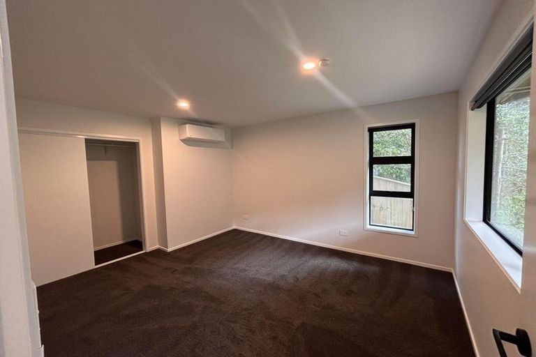 Photo of property in 15 Holly Grove, Maungaraki, Lower Hutt, 5010