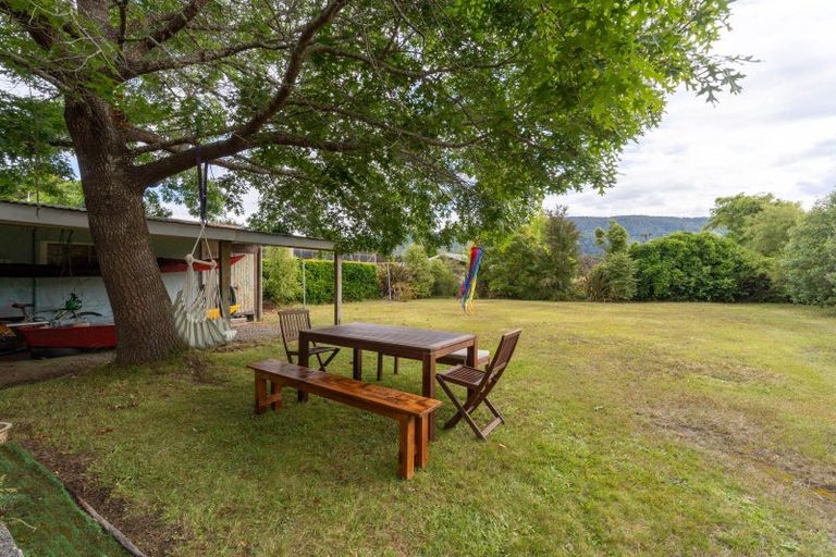 Photo of property in 36 Home Street, Manapouri, 9679