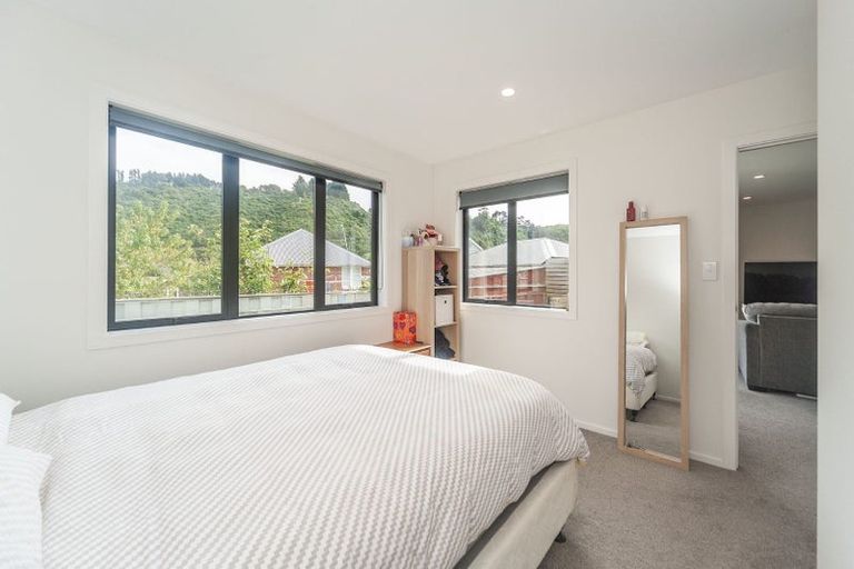 Photo of property in 29a Compton Crescent, Taita, Lower Hutt, 5011