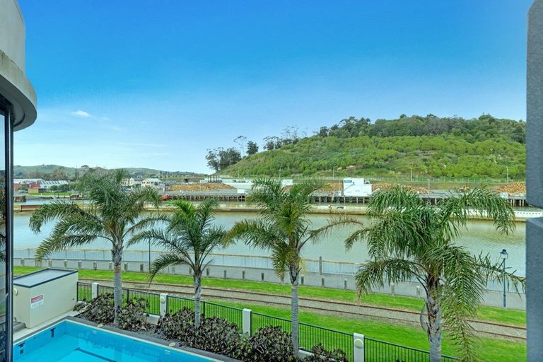 Photo of property in 312/2 Reads Quay, Gisborne, 4010