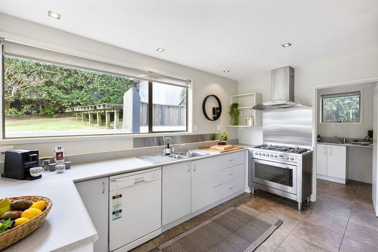 Photo of property in 19 Siesta Terrace, Gulf Harbour, Whangaparaoa, 0930