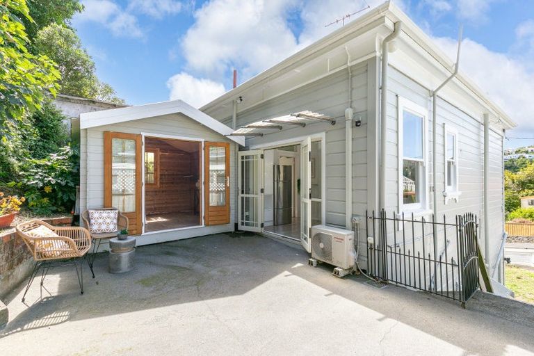 Photo of property in 36 Reuben Avenue, Brooklyn, Wellington, 6021