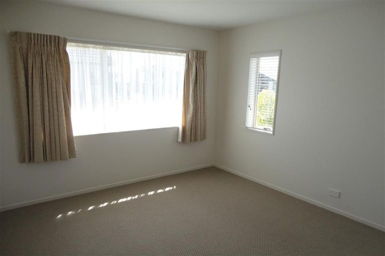 Photo of property in 7 Bendemeer Place, Flat Bush, Auckland, 2016