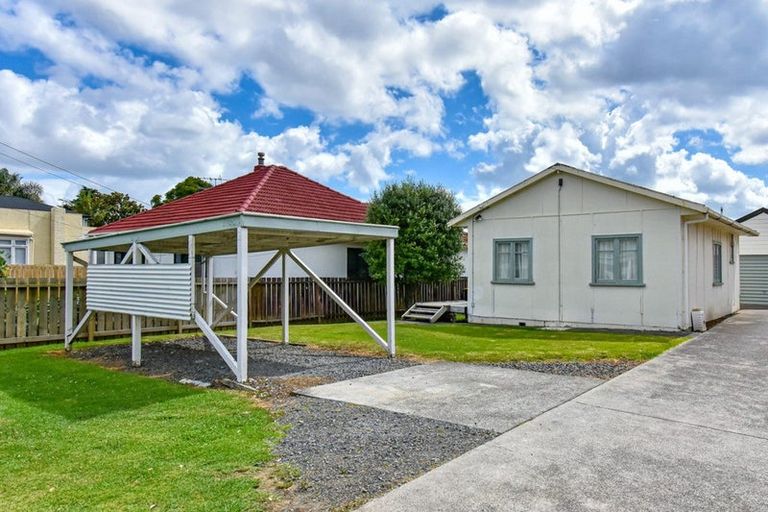 Photo of property in 21a Bledisloe Street, Papatoetoe, Auckland, 2104