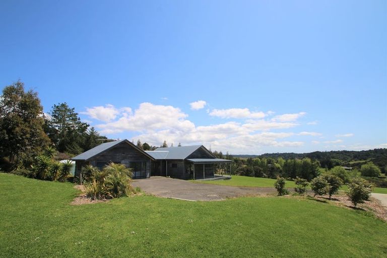 Photo of property in 114a Mahoenui Valley Road, Coatesville, 0793