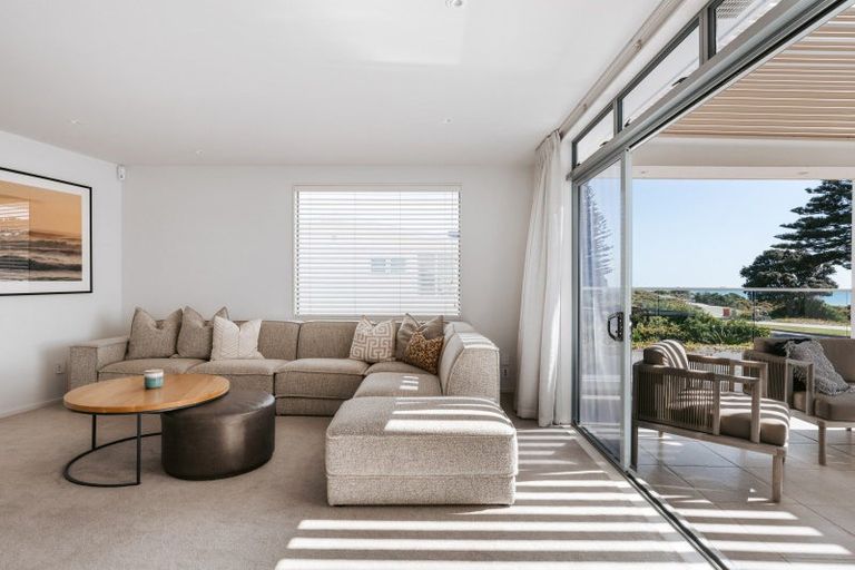 Photo of property in 94 Marine Parade, Mount Maunganui, 3116