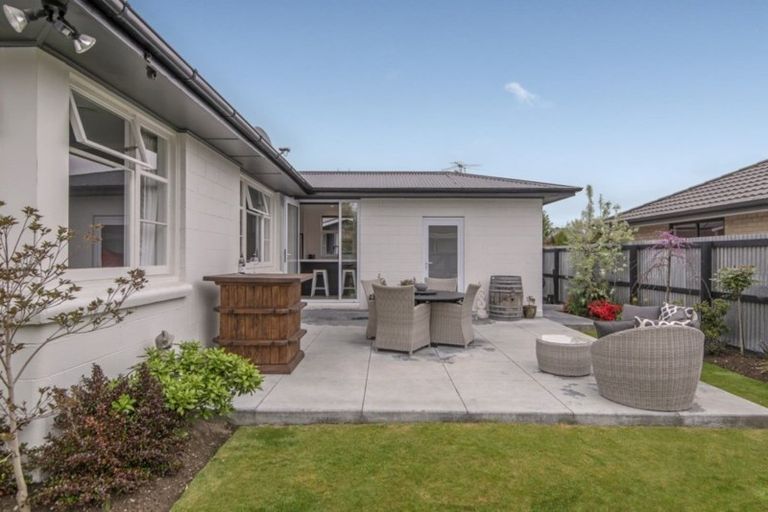 Photo of property in 58 Mcmurdo Street, Tinwald, Ashburton, 7700