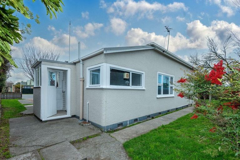 Photo of property in 473 Main South Road, Hornby, Christchurch, 8042