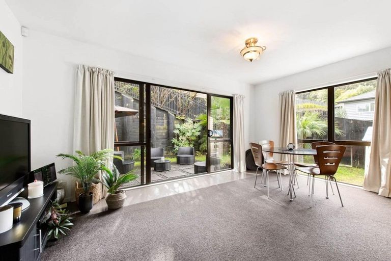 Photo of property in 14 Brownlee Place, Pukekohe, 2120