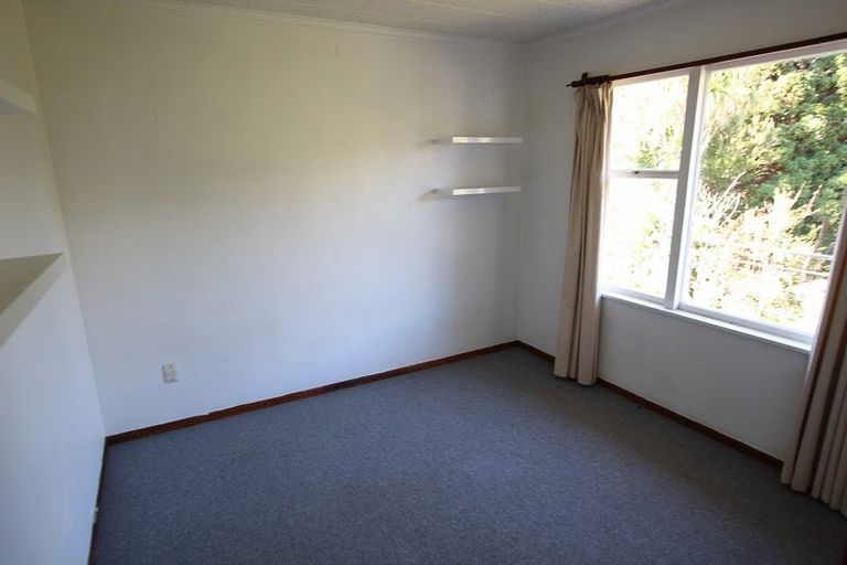 Photo of property in 40 West Lynn Road, Titirangi, Auckland, 0604