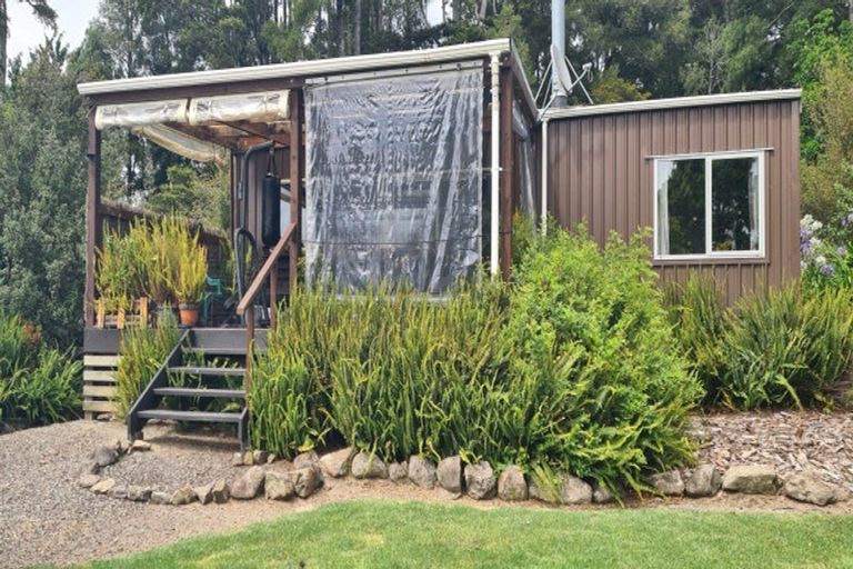 Photo of property in 729 Otaika Valley Road, Maungatapere, Whangarei, 0170