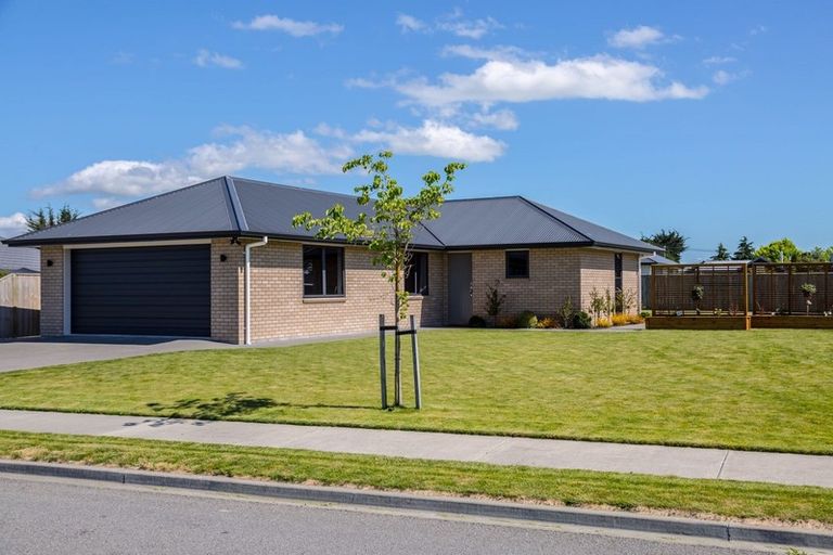 Photo of property in 13 Stoneleigh Drive, Solway, Masterton, 5810