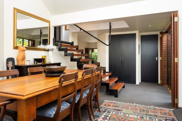 Photo of property in 73 Kopanga Road, Havelock North, 4130