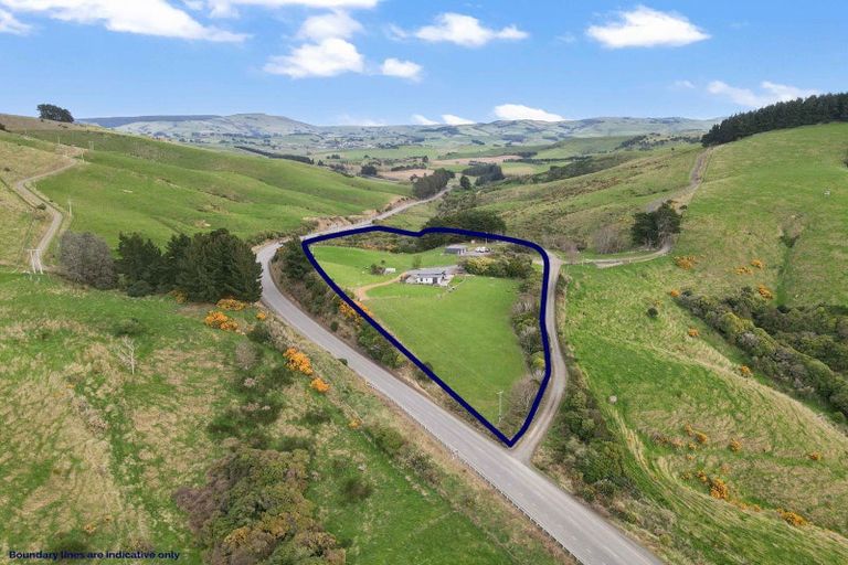 Photo of property in 2390 Owaka Highway, Katea, Balclutha, 9271