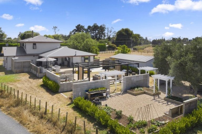 Photo of property in 232 Woodside Road, Matangi, Hamilton, 3284