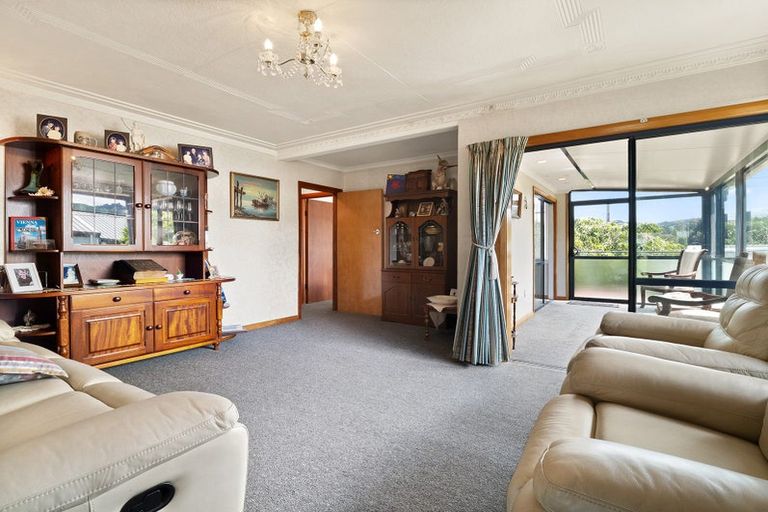 Photo of property in 2 Mckinlay Road, Abbotsford, Dunedin, 9018