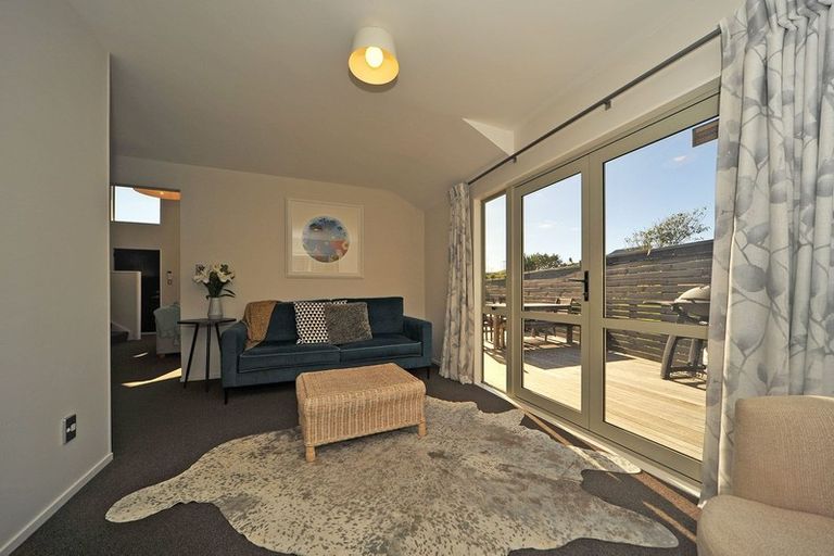 Photo of property in 74 Kentwood Drive, Woodridge, Wellington, 6037