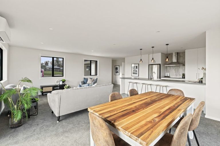 Photo of property in 4 Rayner Lane, Marton, 4710