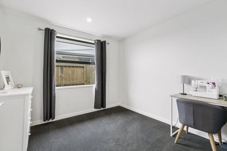 Photo of property in 31 Taioma Close, Papamoa, 3118