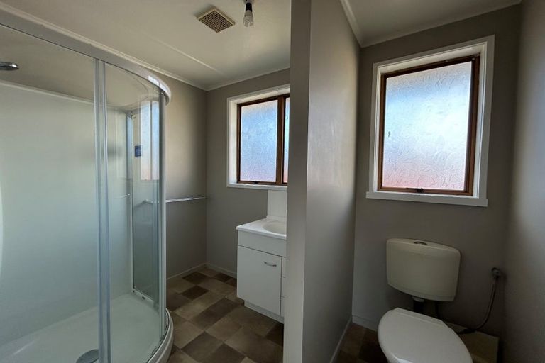 Photo of property in 64 Wynyard Crescent, Tamatea, Napier, 4112