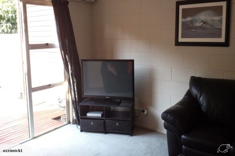 Photo of property in 3/37 Geraldine Street, Edgeware, Christchurch, 8013