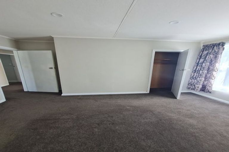 Photo of property in 73 Seddon Street, Takaro, Palmerston North, 4412