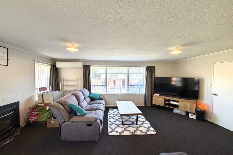 Photo of property in 34 Gemstone Drive, Birchville, Upper Hutt, 5018