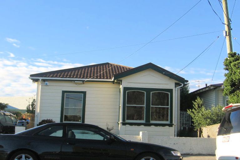 Photo of property in 1 Emerson Street, Petone, Lower Hutt, 5012