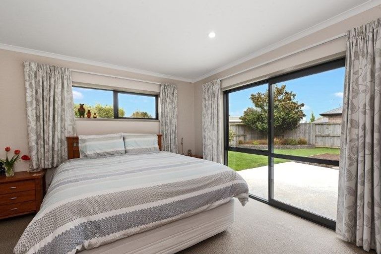 Photo of property in 137 Wentworth Drive, Rototuna North, Hamilton, 3210