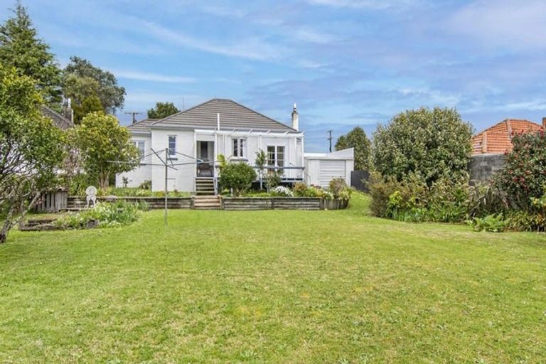 Photo of property in 34 Cairnfield Road, Kensington, Whangarei, 0112