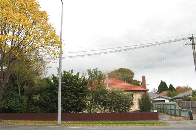 Photo of property in 552 Cranford Street, Papanui, Christchurch, 8052
