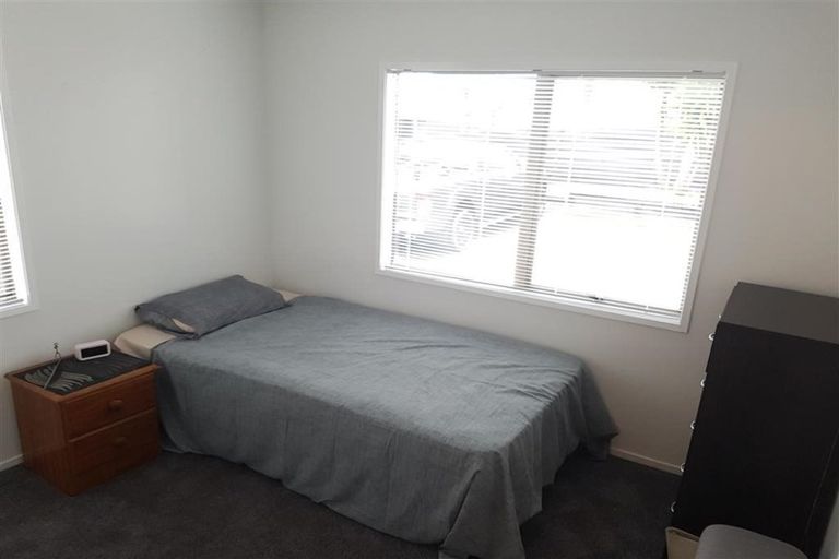 Photo of property in 4 Nearco Street, Randwick Park, Auckland, 2105