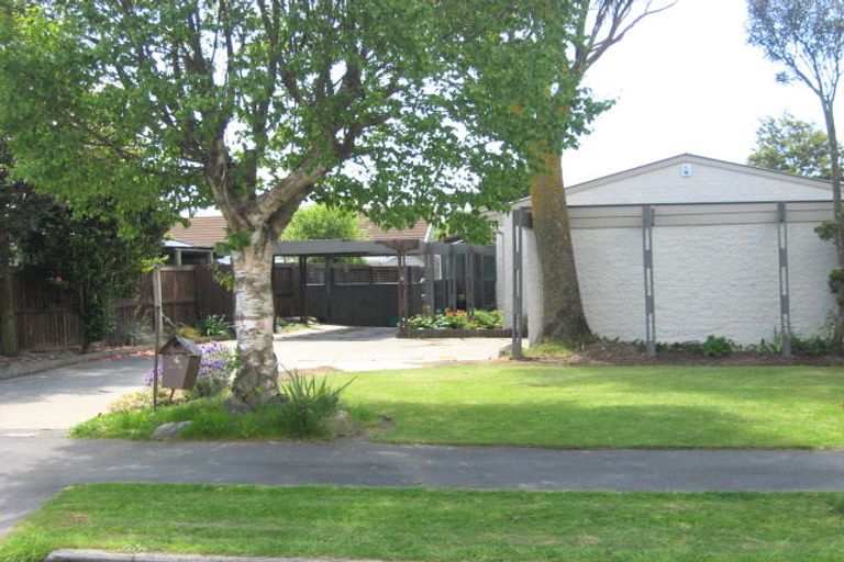Photo of property in 56 Glenmore Avenue, Casebrook, Christchurch, 8051