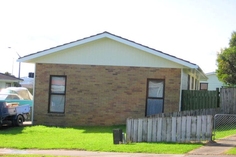 Photo of property in 85 Charntay Avenue, Clover Park, Auckland, 2019
