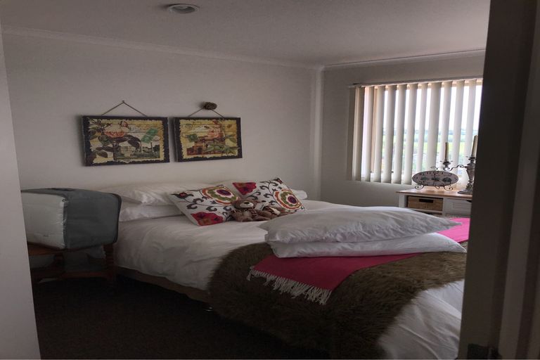 Photo of property in 36 Trimaran Drive, Gulf Harbour, Whangaparaoa, 0930