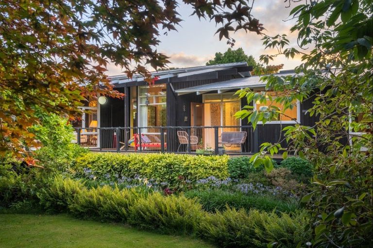 Photo of property in 31 Joyce Crescent, Ilam, Christchurch, 8041