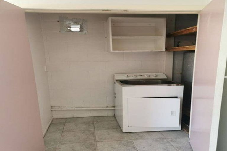 Photo of property in 35 Berkley Avenue, Hillcrest, Hamilton, 3216