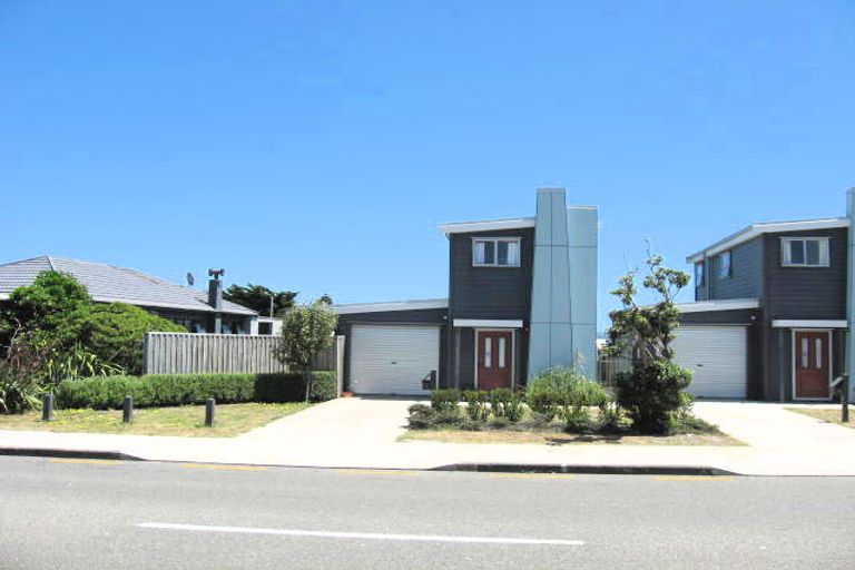 Photo of property in 5/14f Tireti Road, Titahi Bay, Porirua, 5022