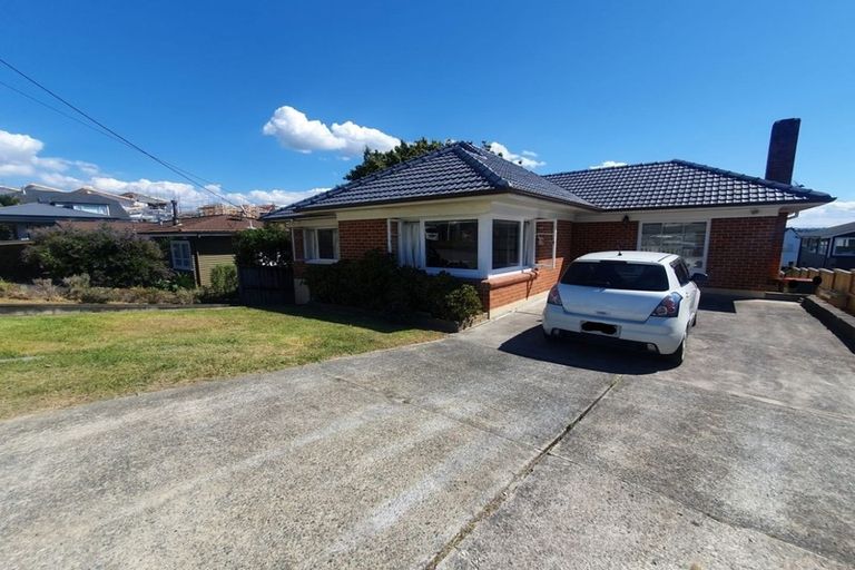 Photo of property in 27 Norman Road, Hauraki, Auckland, 0622