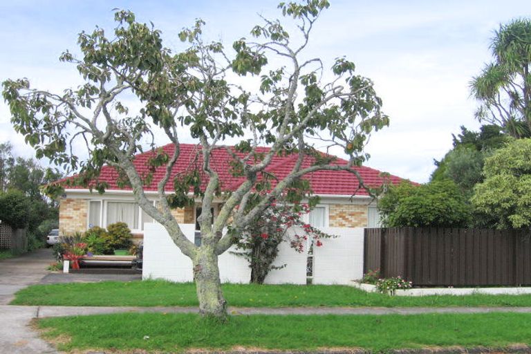 Photo of property in 16 Watson Place, Papatoetoe, Auckland, 2025