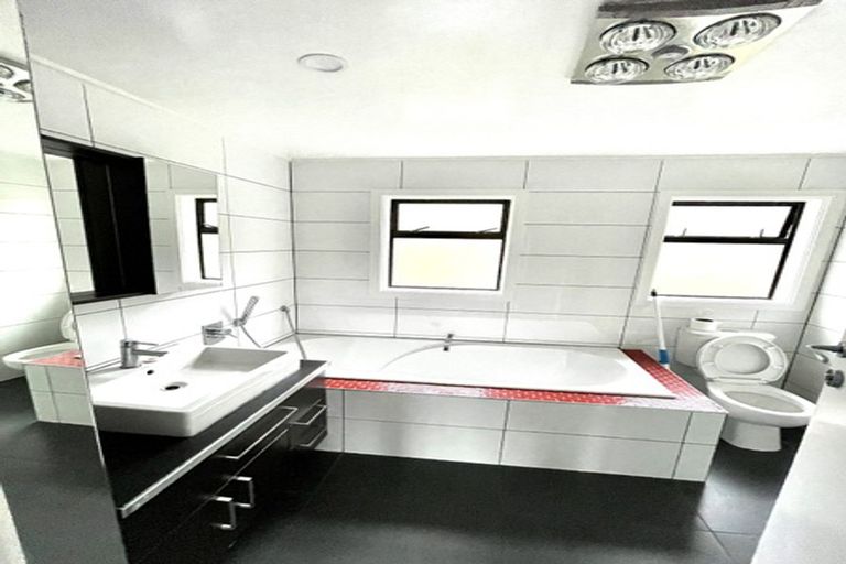 Photo of property in 21 Prospect Terrace, Johnsonville, Wellington, 6037