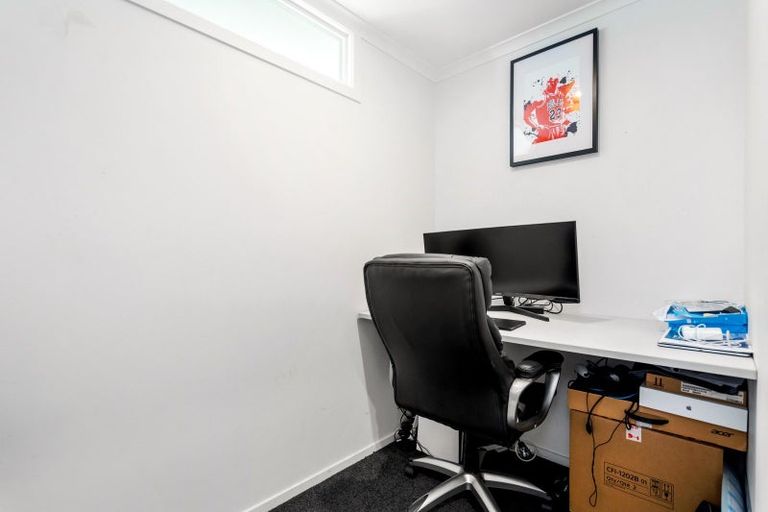 Photo of property in 76 Stace Hopper Drive, One Tree Point, 0118