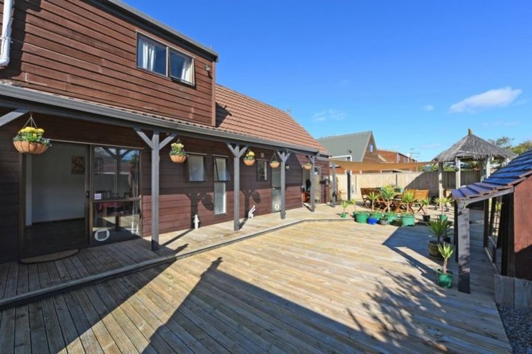 Photo of property in 21 Baltimore Crescent, Totara Park, Upper Hutt, 5018