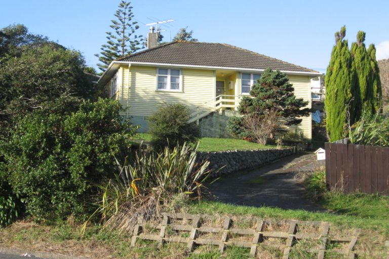 Photo of property in 62 Dimock Street, Titahi Bay, Porirua, 5022
