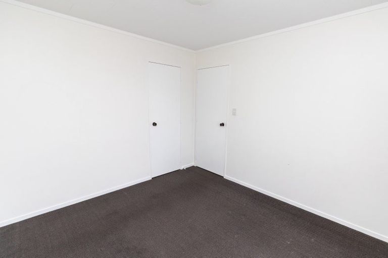 Photo of property in 11 Nalanda Crescent, Broadmeadows, Wellington, 6035